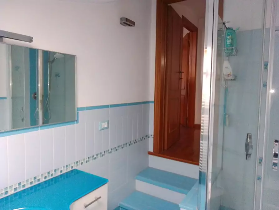 Immagine 7 di Villa in vendita  a Viareggio