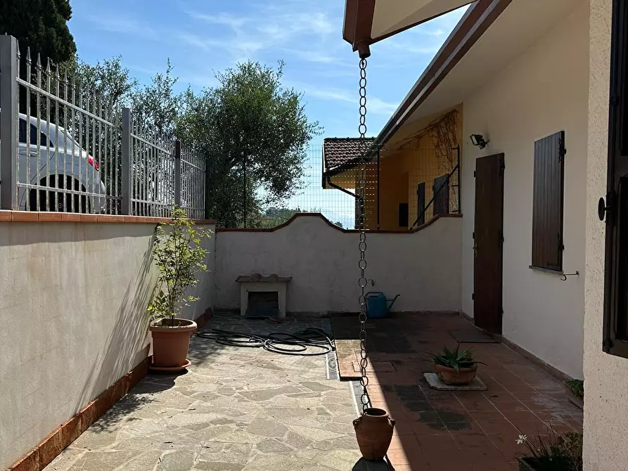Immagine 15 di Casa bifamiliare in vendita  a Massarosa