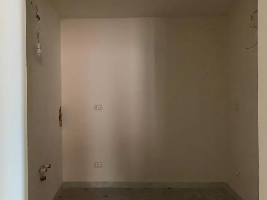 Immagine 11 di Appartamento in vendita  a Pisa