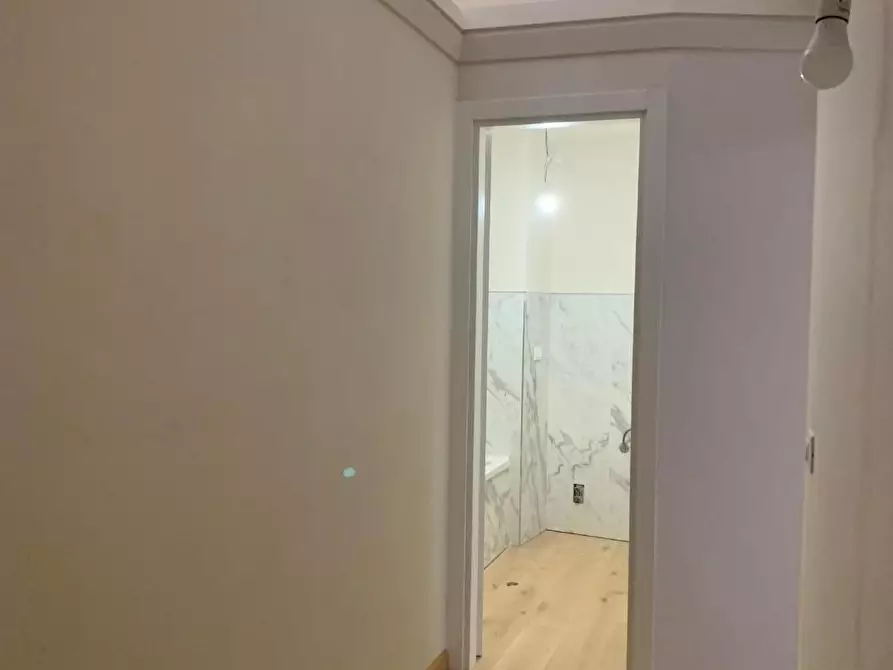 Immagine 12 di Appartamento in vendita  a Pisa