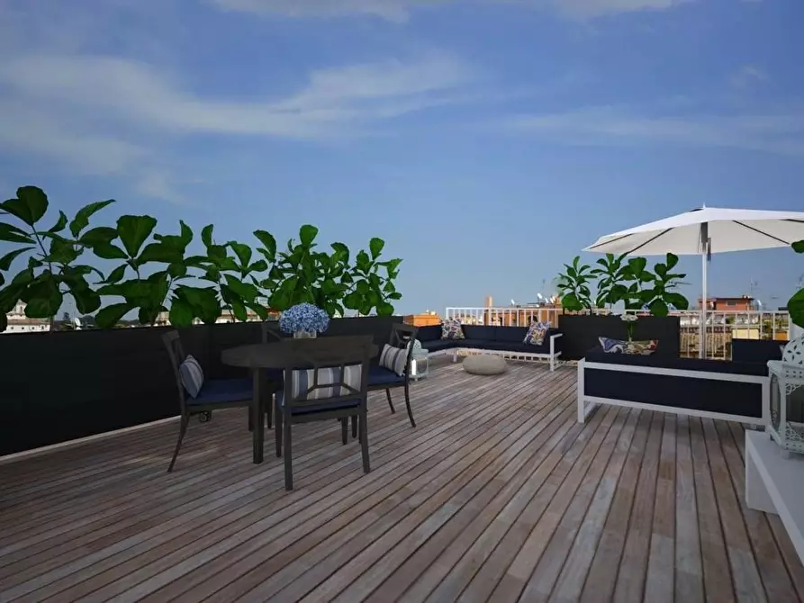 Immagine 11 di Mansarda in vendita  a Pisa