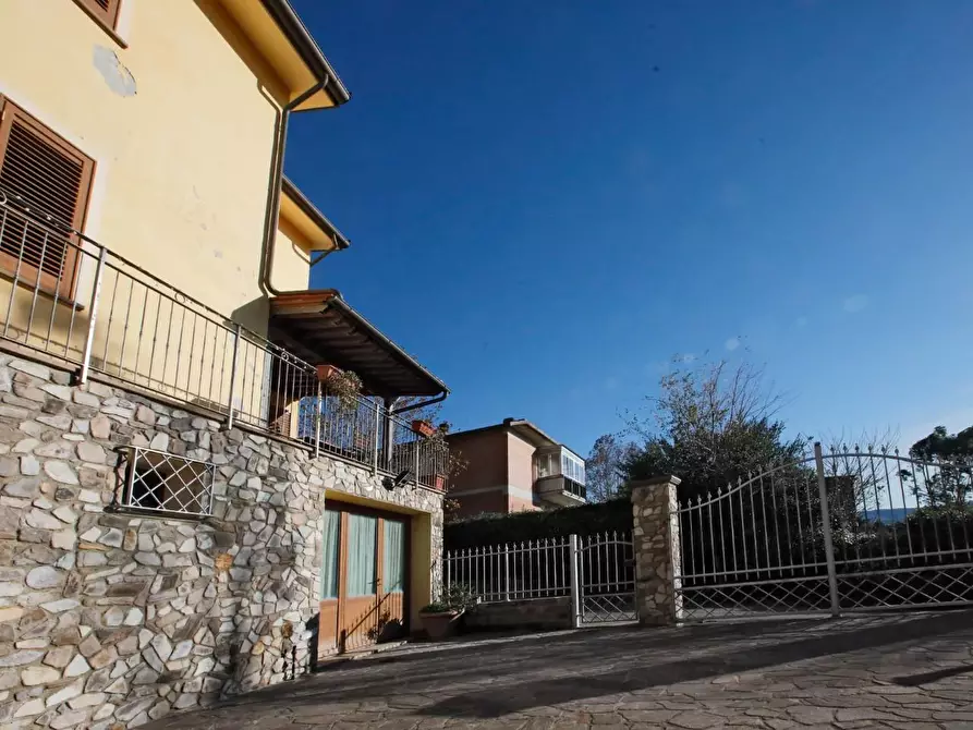 Immagine 14 di Casa bifamiliare in vendita  a Orciano Pisano