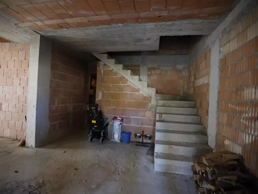 Immagine 19 di Casa bifamiliare in vendita  a Orciano Pisano