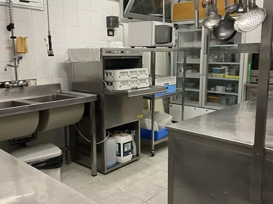 Immagine 19 di Bar / Ristorante in affitto  a Caselle Torinese