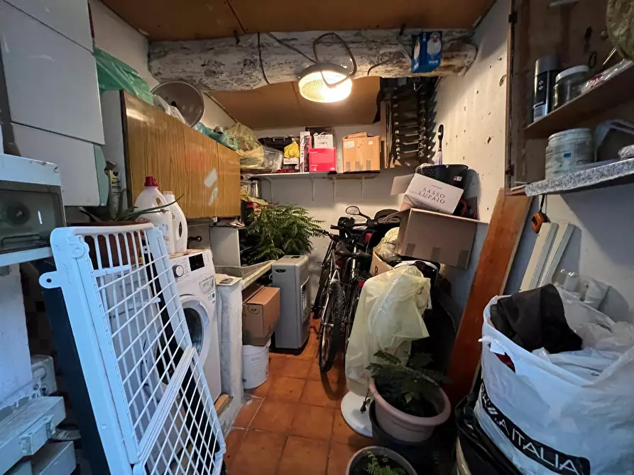 Immagine 10 di Terratetto in vendita  a Lucca