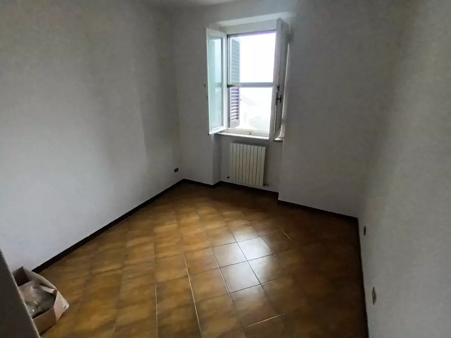 Immagine 28 di Appartamento in vendita  a Lucca