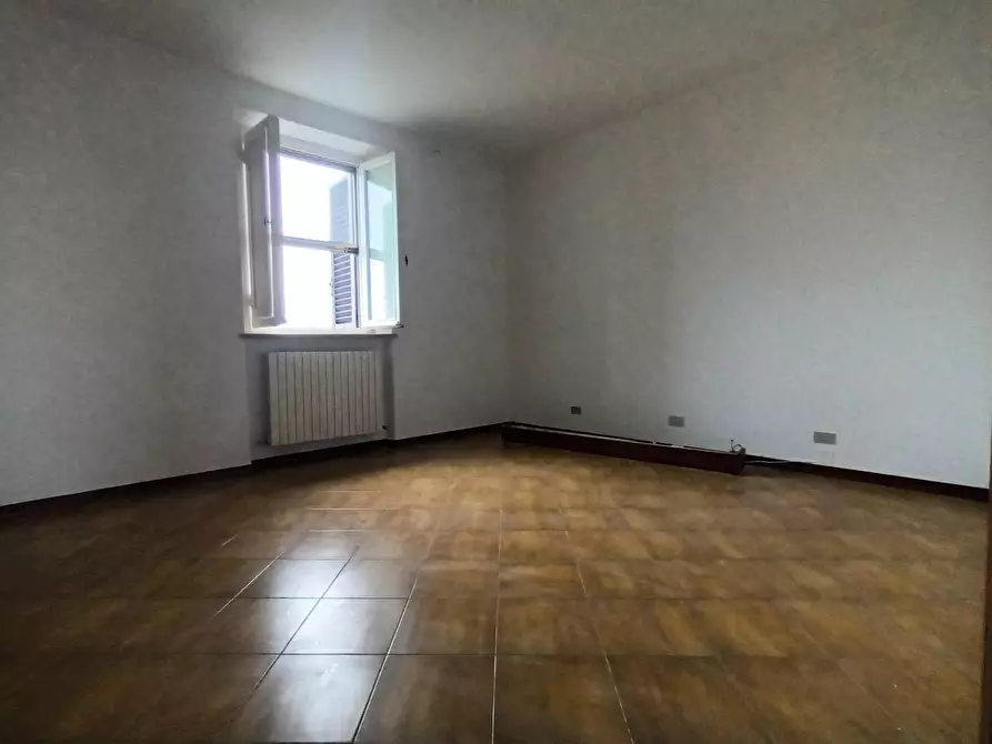 Immagine 29 di Appartamento in vendita  a Lucca