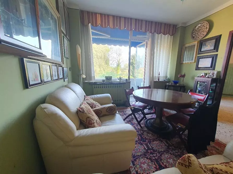 Immagine 7 di Appartamento in vendita  a Massa