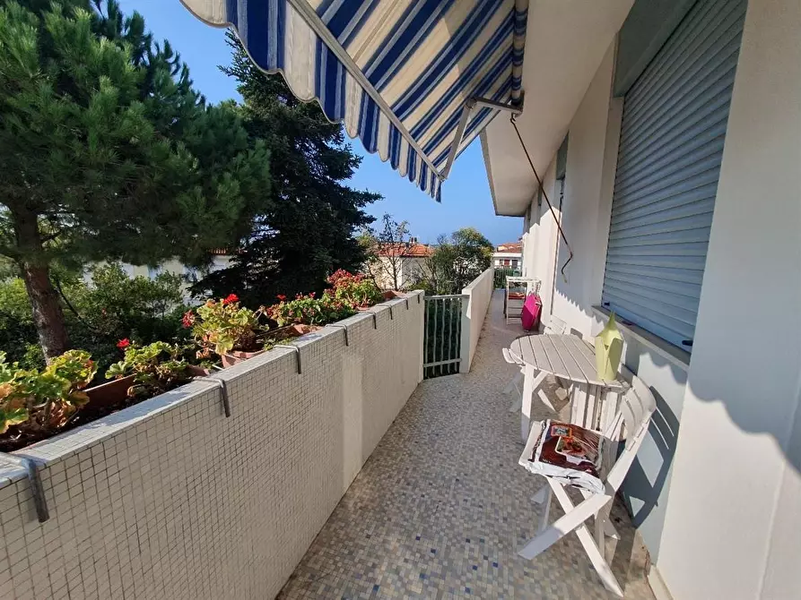 Immagine 6 di Appartamento in vendita  a Massa