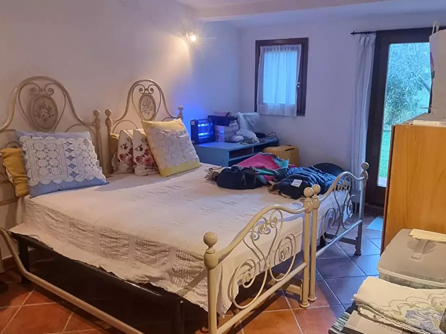 Immagine 40 di Casa colonica in vendita  a Collesalvetti