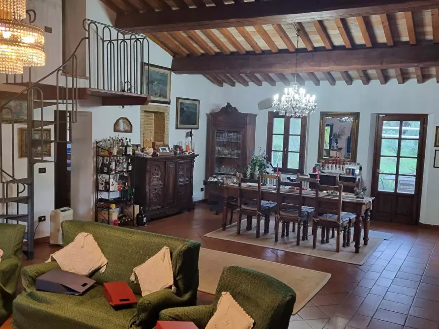 Immagine 35 di Casa colonica in vendita  a Collesalvetti