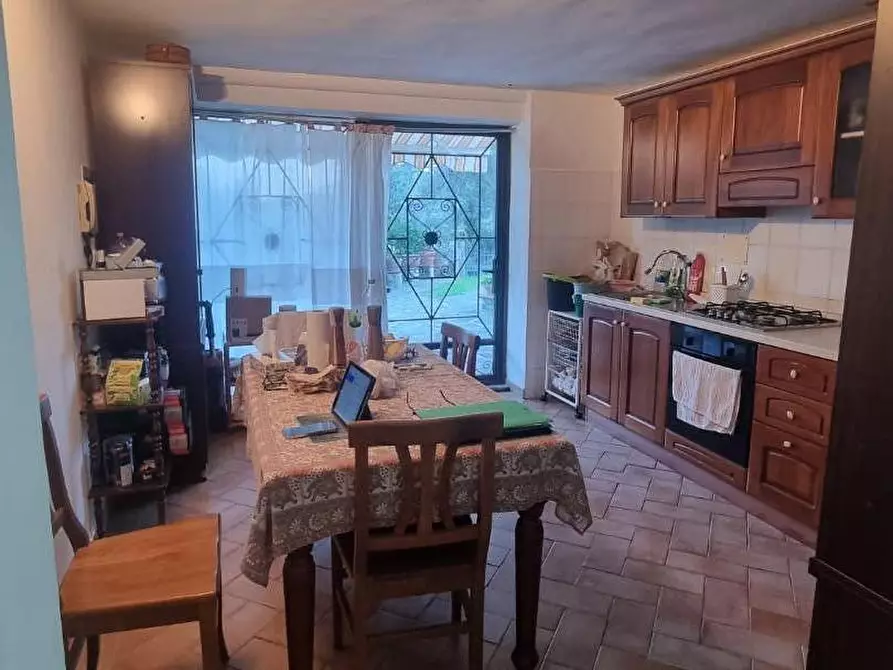 Immagine 25 di Casa colonica in vendita  a Collesalvetti