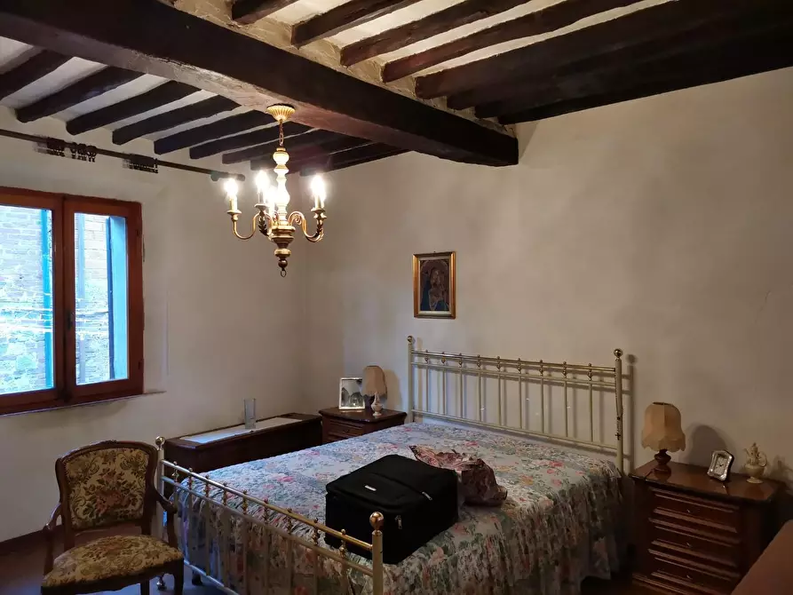 Immagine 16 di Appartamento in vendita  a Radicondoli