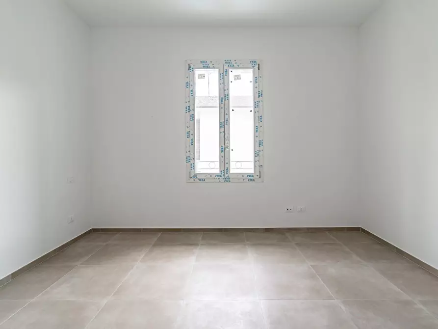 Immagine 32 di Villetta a schiera in vendita  a Empoli