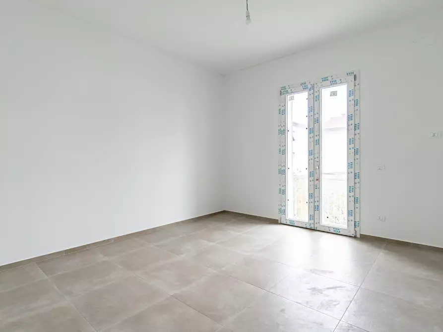 Immagine 34 di Villetta a schiera in vendita  a Empoli