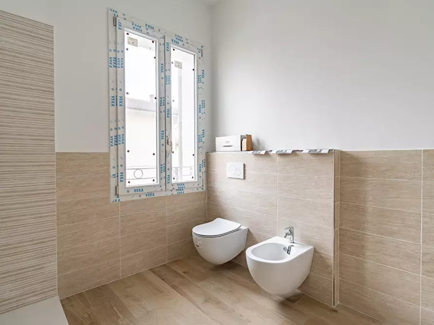 Immagine 27 di Villetta a schiera in vendita  a Empoli