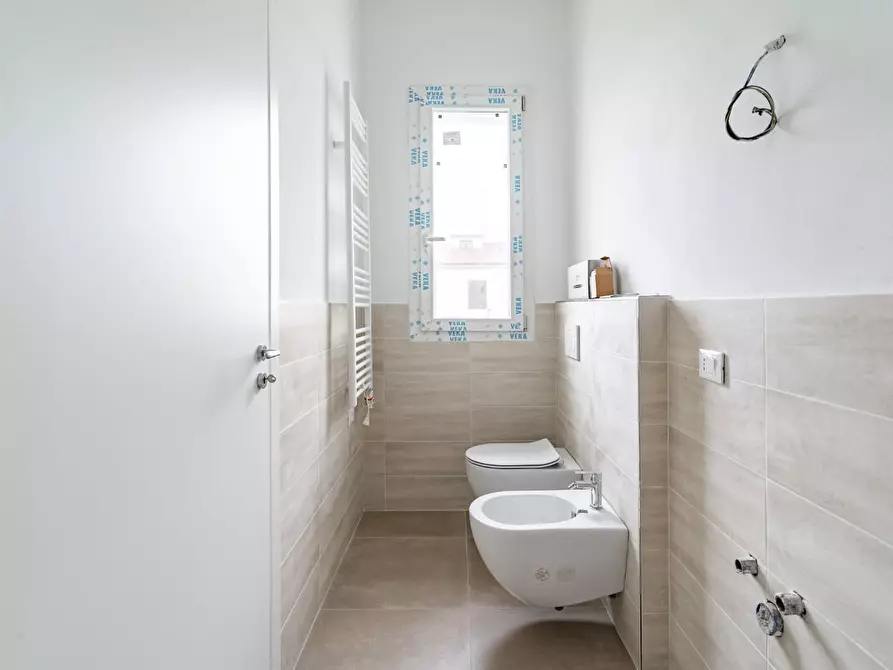 Immagine 38 di Villetta a schiera in vendita  a Empoli