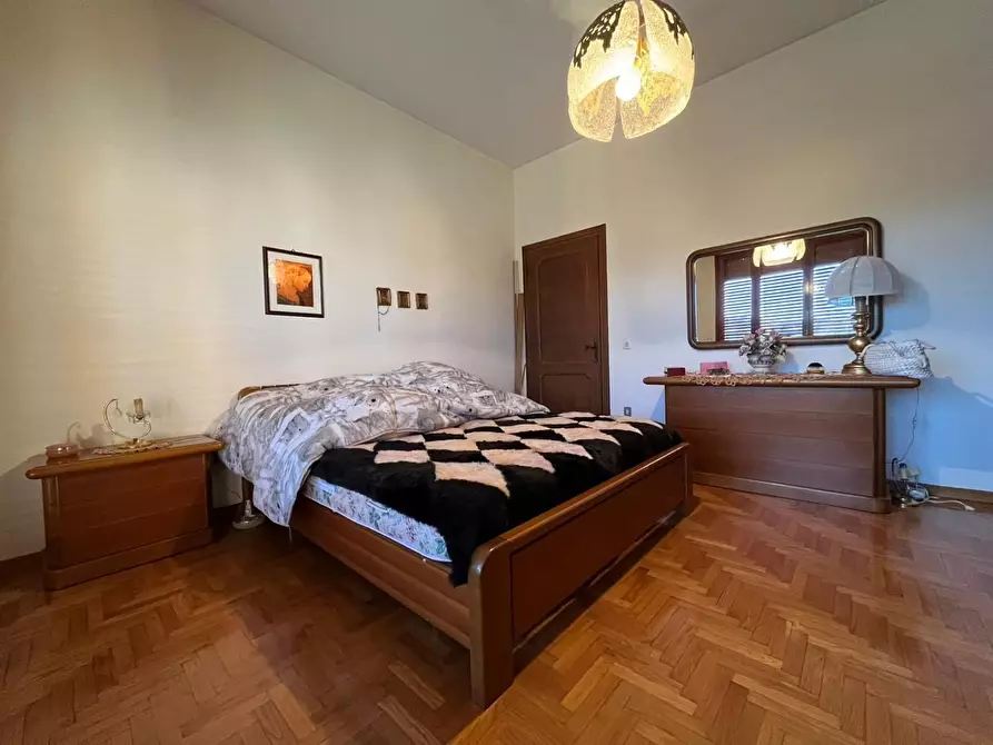 Immagine 20 di Villa in vendita  a Cascina