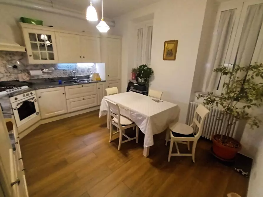 Immagine 27 di Appartamento in vendita  a Lucca