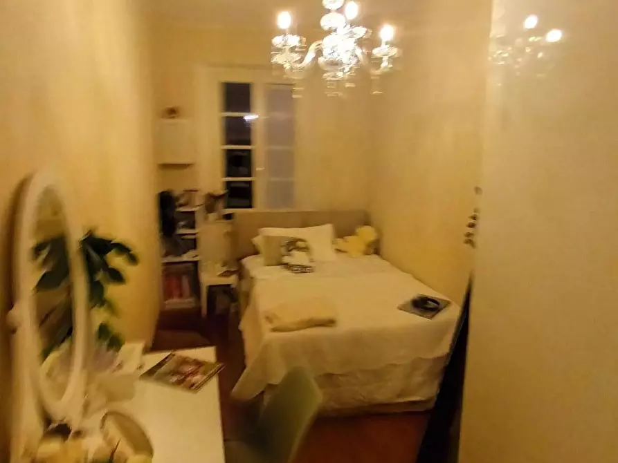 Immagine 16 di Appartamento in vendita  a Lucca