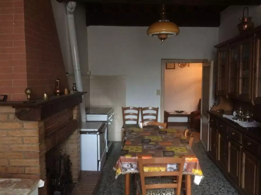 Immagine 23 di Appartamento in vendita  a Radicondoli