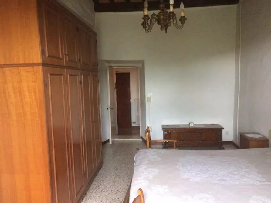 Immagine 13 di Appartamento in vendita  a Radicondoli