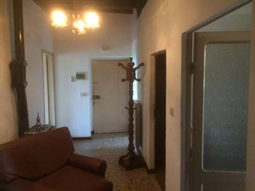 Immagine 3 di Appartamento in vendita  a Radicondoli