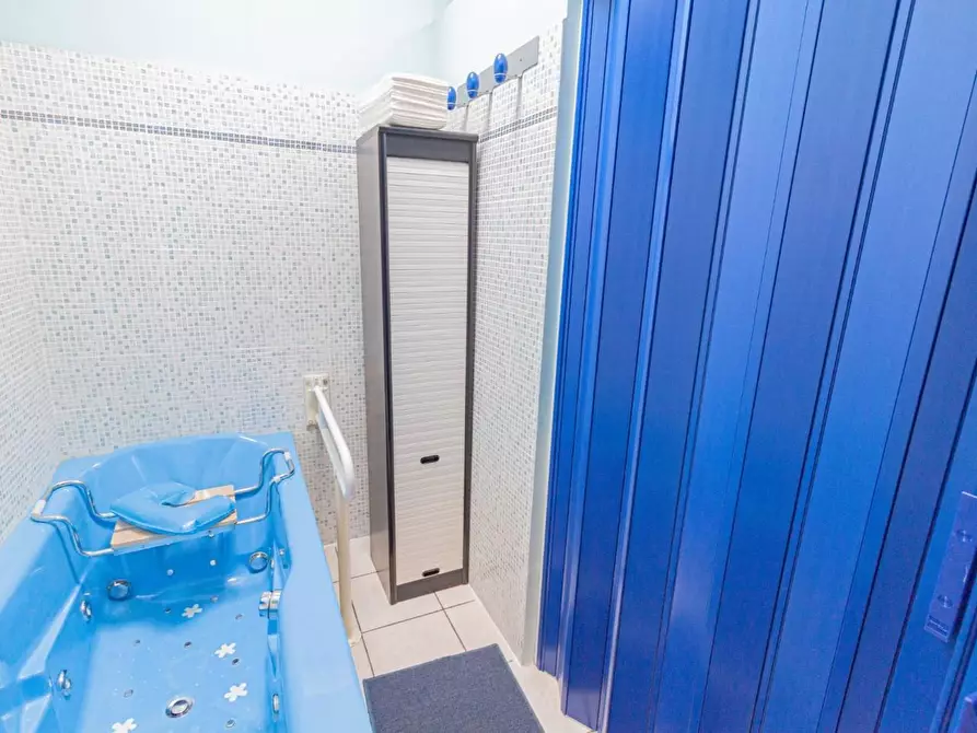 Immagine 28 di Ufficio in vendita  a San Giuliano Terme