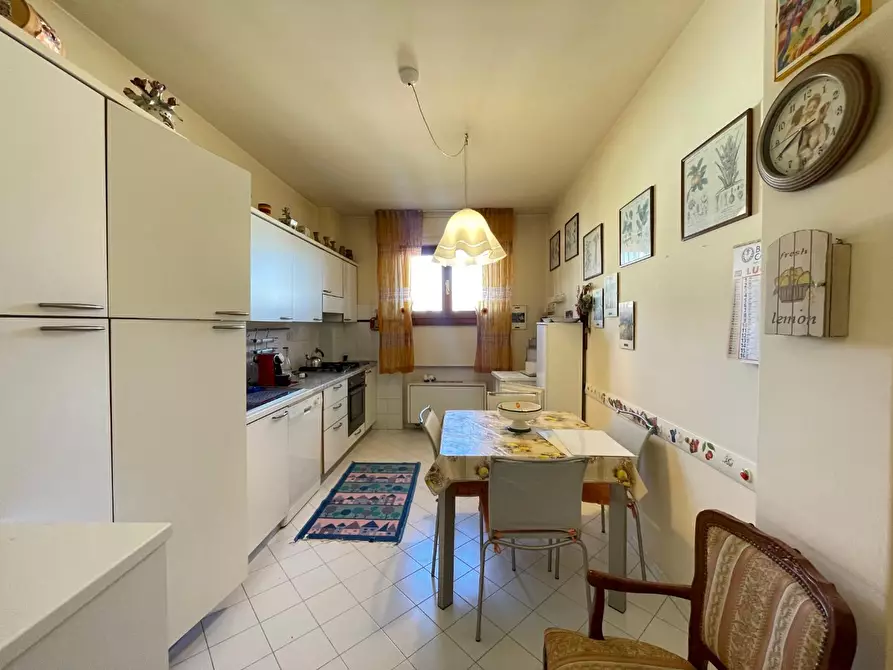Immagine 18 di Appartamento in vendita  a Empoli