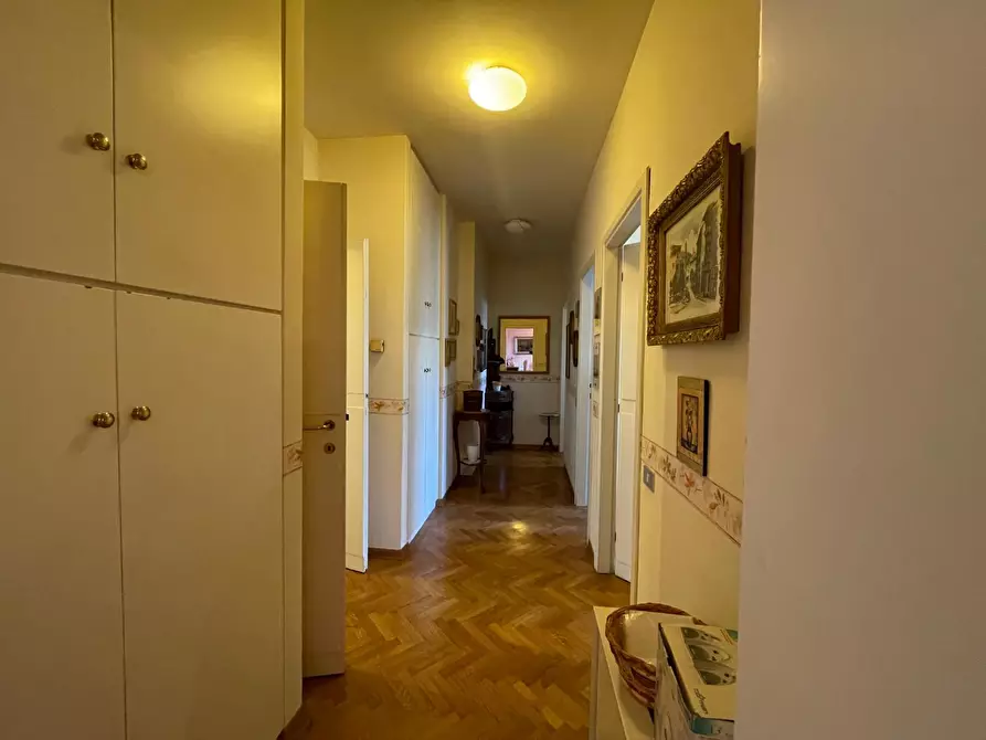 Immagine 22 di Appartamento in vendita  a Empoli