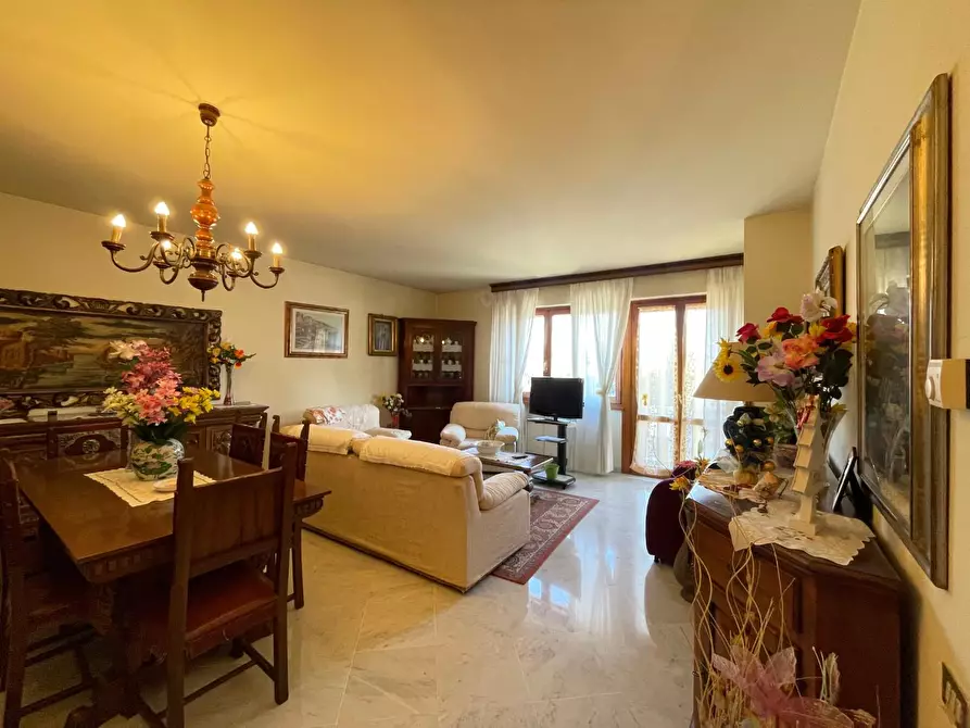 Immagine 2 di Appartamento in vendita  a Empoli