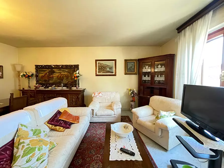 Immagine 11 di Appartamento in vendita  a Empoli