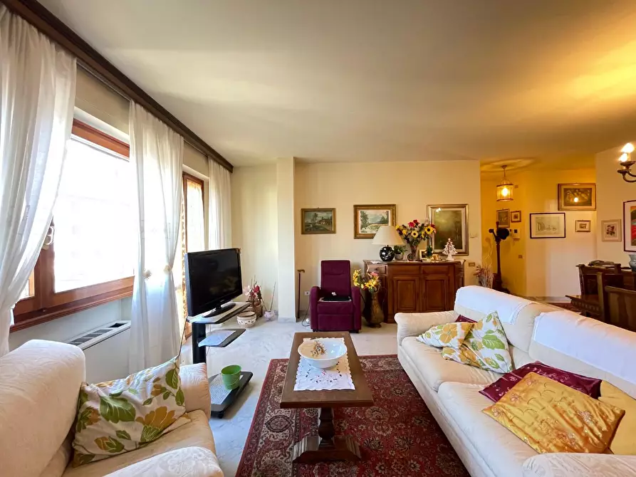 Immagine 13 di Appartamento in vendita  a Empoli