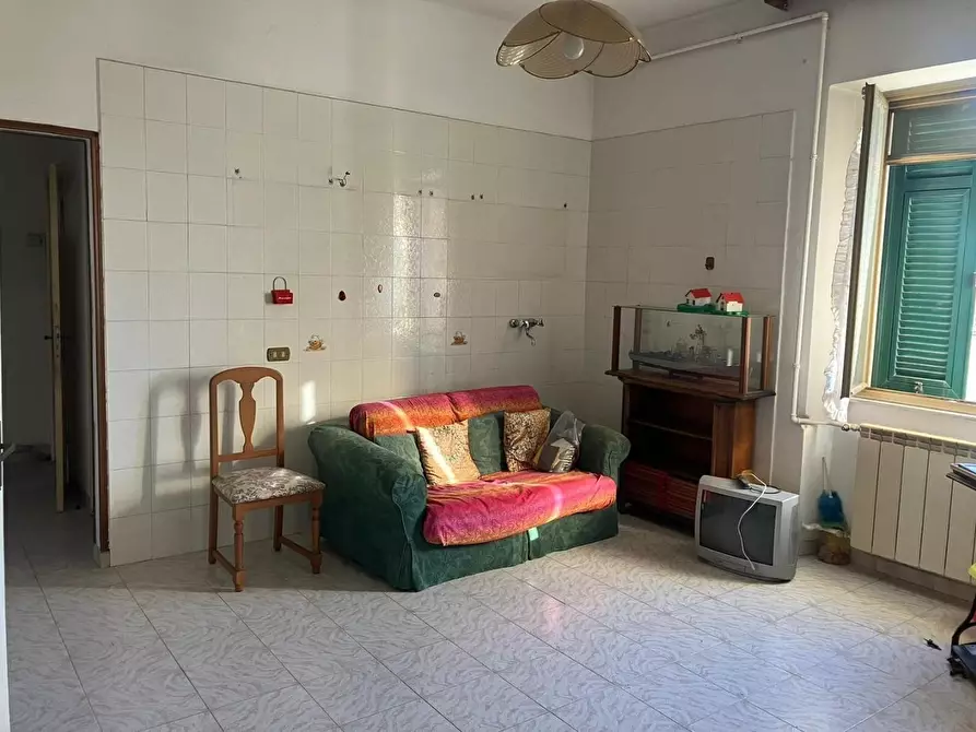 Immagine 8 di Appartamento in vendita  a Massa