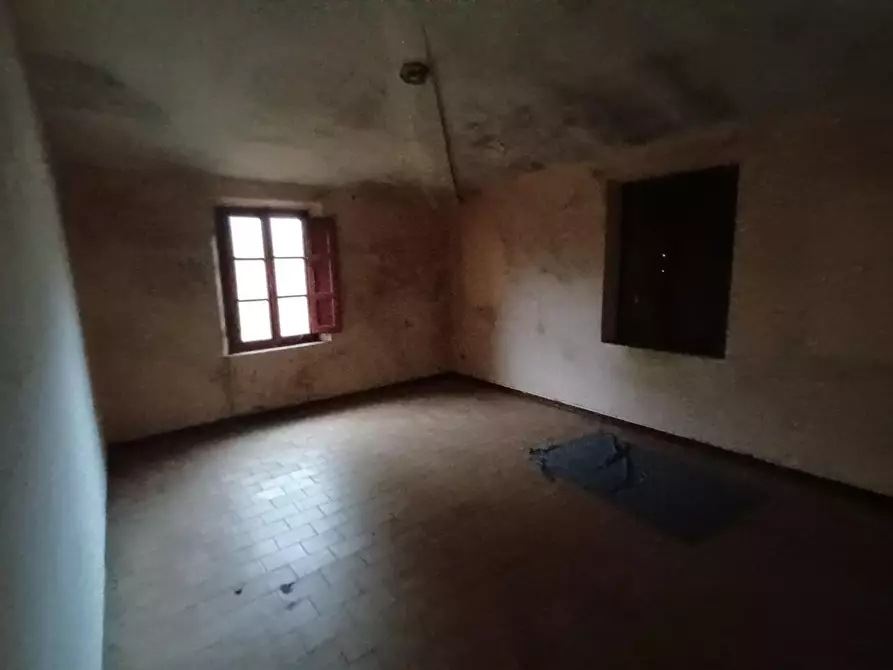 Immagine 9 di Casa semindipendente in vendita  a Pescaglia