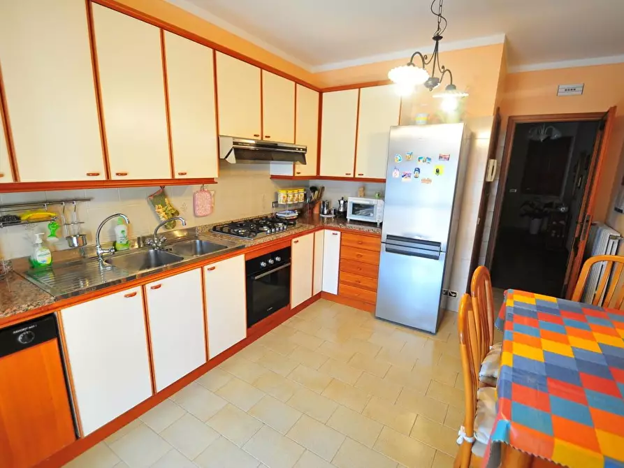 Immagine 6 di Casa bifamiliare in vendita  a Pietrasanta