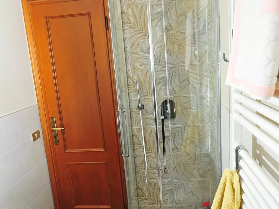 Immagine 13 di Casa bifamiliare in vendita  a Pietrasanta