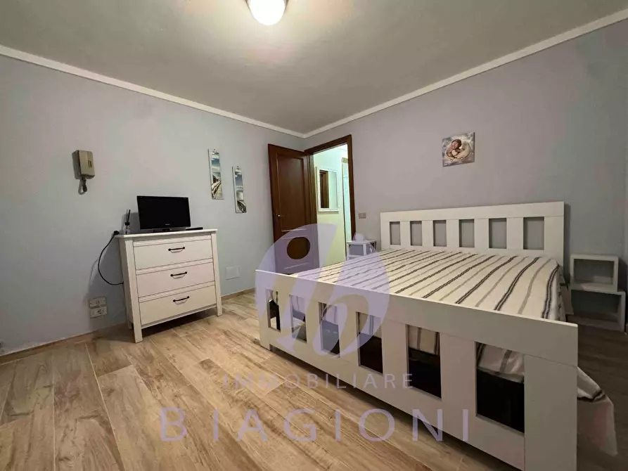 Immagine 21 di Casa bifamiliare in vendita  a Pietrasanta