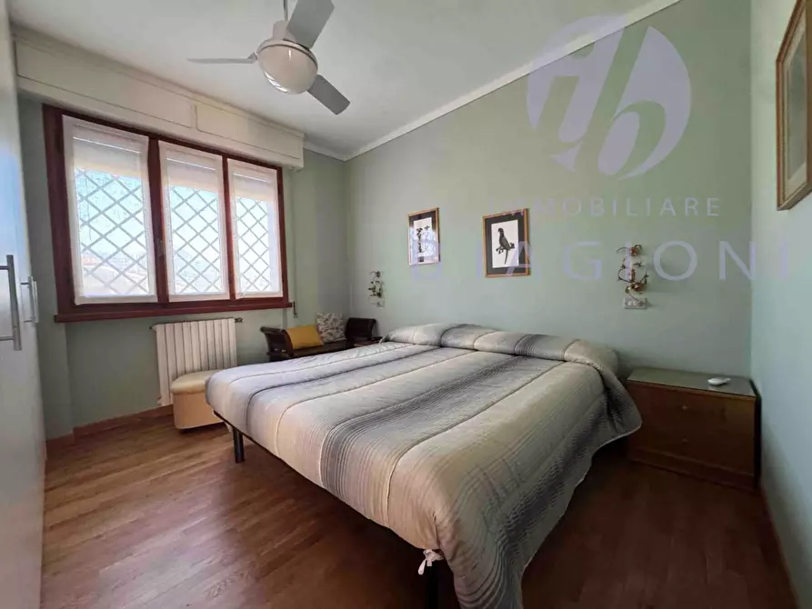 Immagine 31 di Casa bifamiliare in vendita  a Pietrasanta