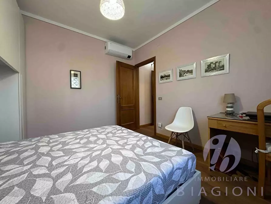 Immagine 14 di Casa bifamiliare in vendita  a Pietrasanta