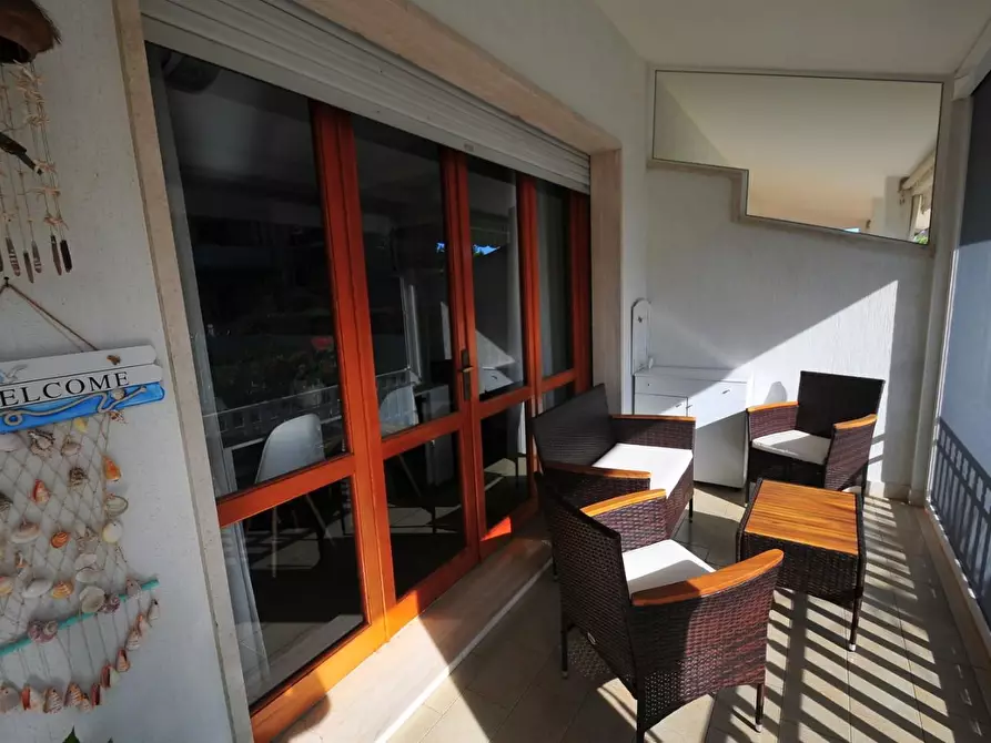 Immagine 5 di Casa bifamiliare in vendita  a Pietrasanta