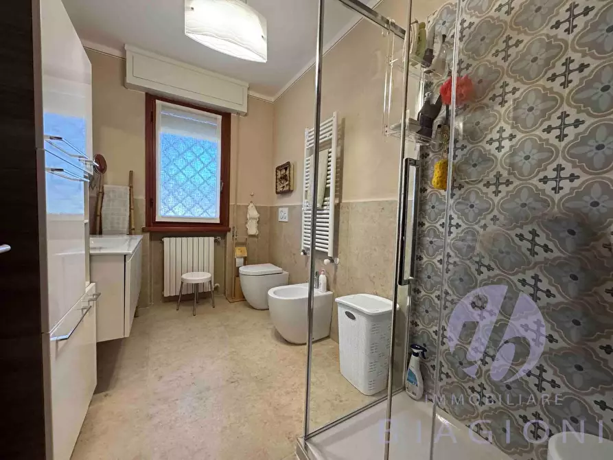 Immagine 27 di Casa bifamiliare in vendita  a Pietrasanta