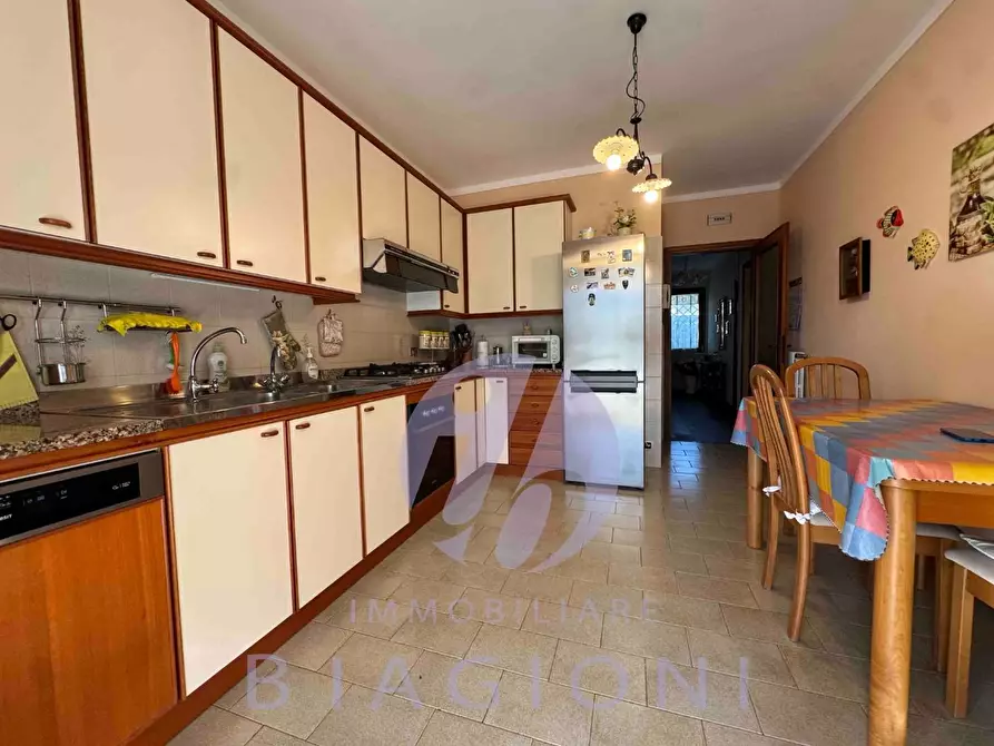Immagine 9 di Casa bifamiliare in vendita  a Pietrasanta