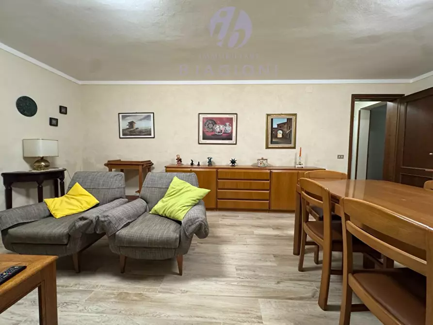Immagine 17 di Casa bifamiliare in vendita  a Pietrasanta