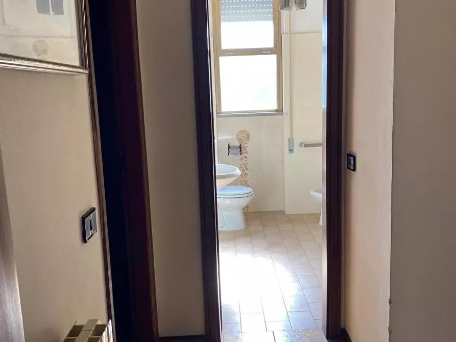 Immagine 17 di Appartamento in vendita  a Viareggio