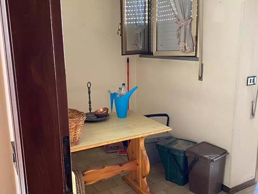 Immagine 4 di Appartamento in vendita  a Viareggio