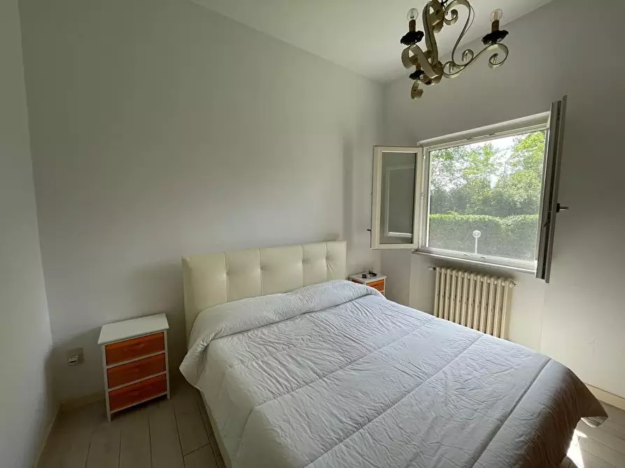 Immagine 25 di Villa in affitto  a Pietrasanta