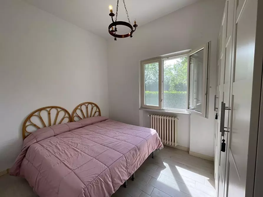 Immagine 29 di Villa in affitto  a Pietrasanta