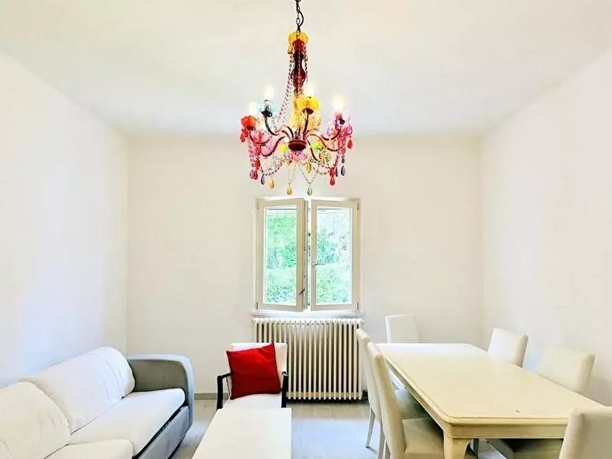 Immagine 17 di Villa in affitto  a Pietrasanta