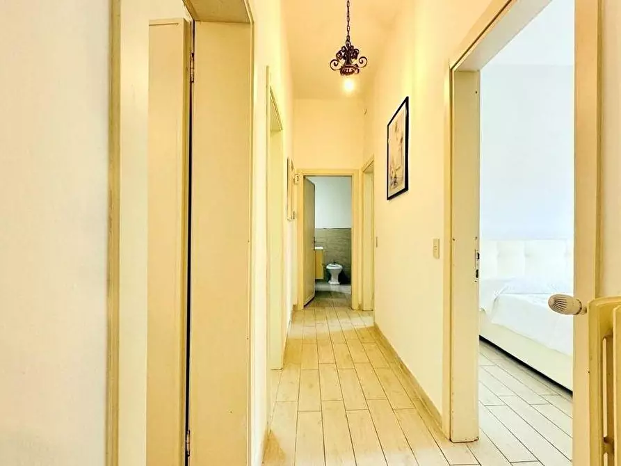 Immagine 38 di Villa in affitto  a Pietrasanta